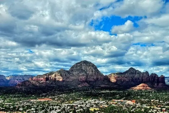 Sandstone-Scenic-Tour-Image-08