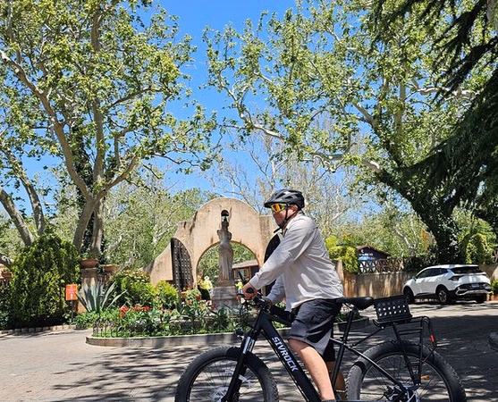 magnific_a-modern-ebike-parked-on-_SyOmJXoUb8 Sedona E-Bike Rentals